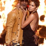 halle-berry-aaa-10